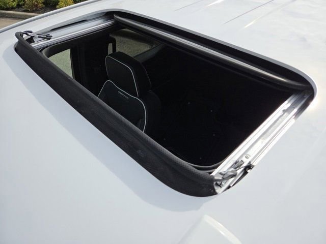 Used 2024 GMC Sierra 1500 AT4X image 9