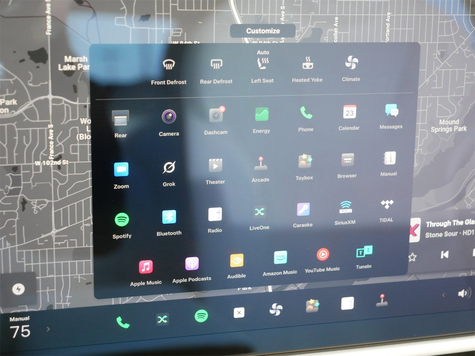 Used 2022 Tesla Model S image 30