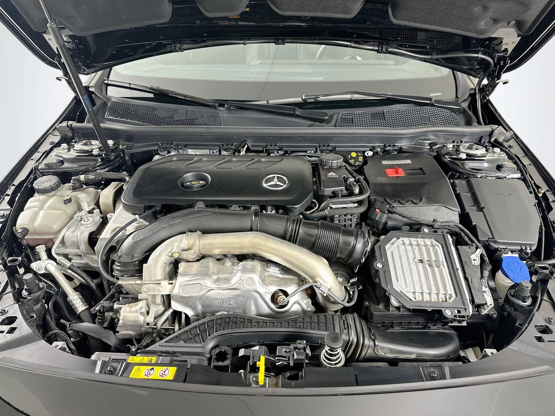 Certified 2025 Mercedes-Benz CLA 250 image 32