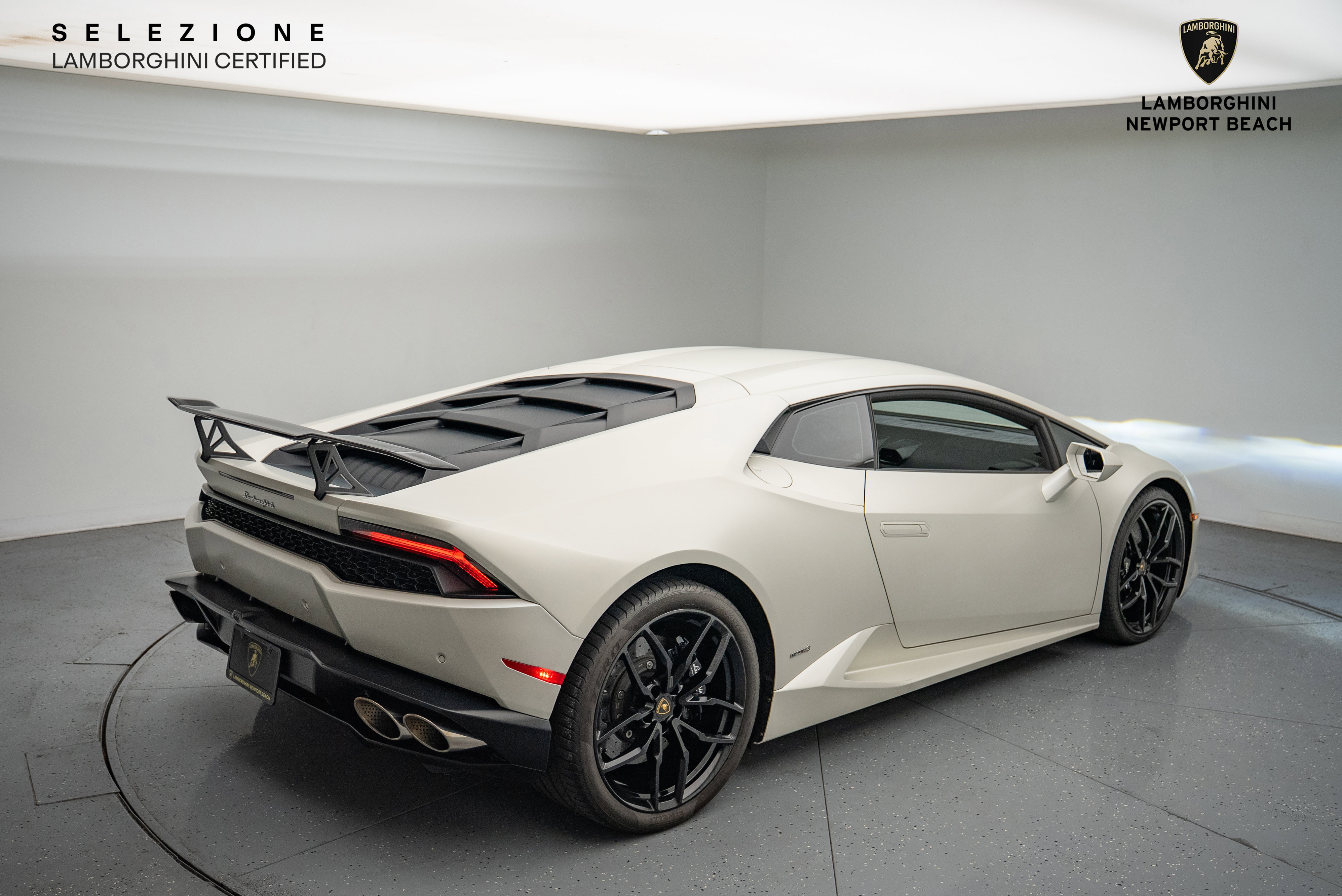 Used 2016 Lamborghini Huracan LP 610-4 image 18