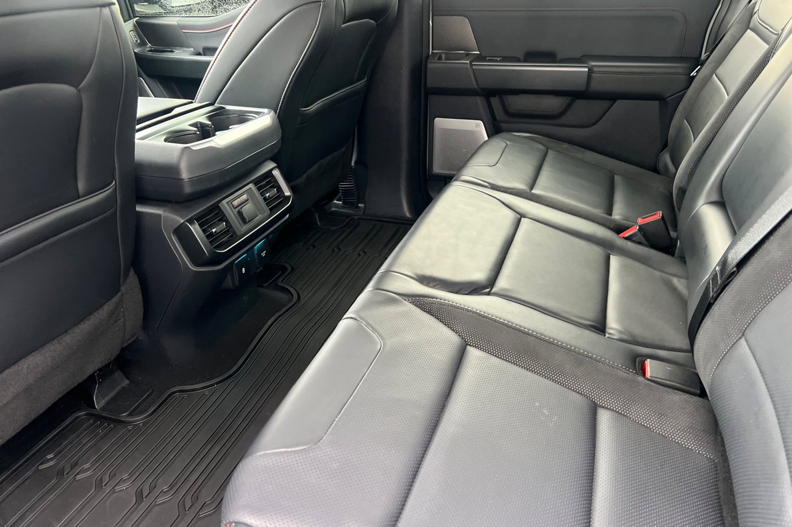 Used 2024 Ford F150 Raptor image 12