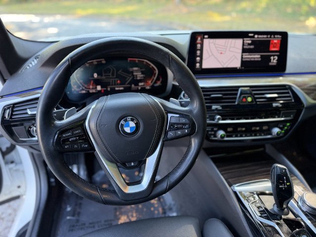Used 2021 BMW 530i xDrive w/ Convenience Package AWD/4WD image 18