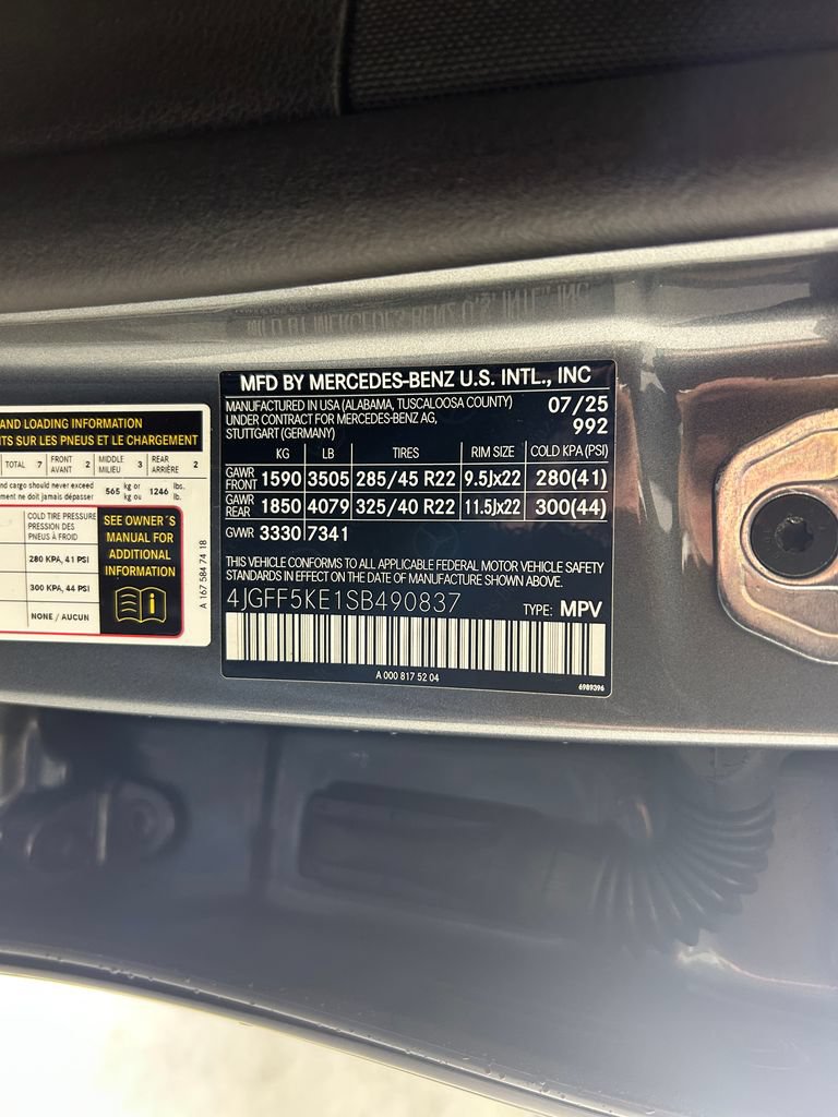 Used 2025 Mercedes-Benz GLS 450 4MATIC image 33