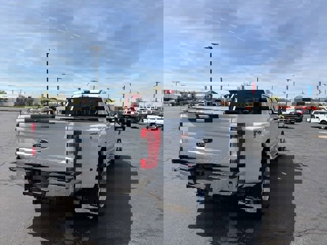 Used 2019 Ford F450 Lariat w/ Lariat Value Package image 8