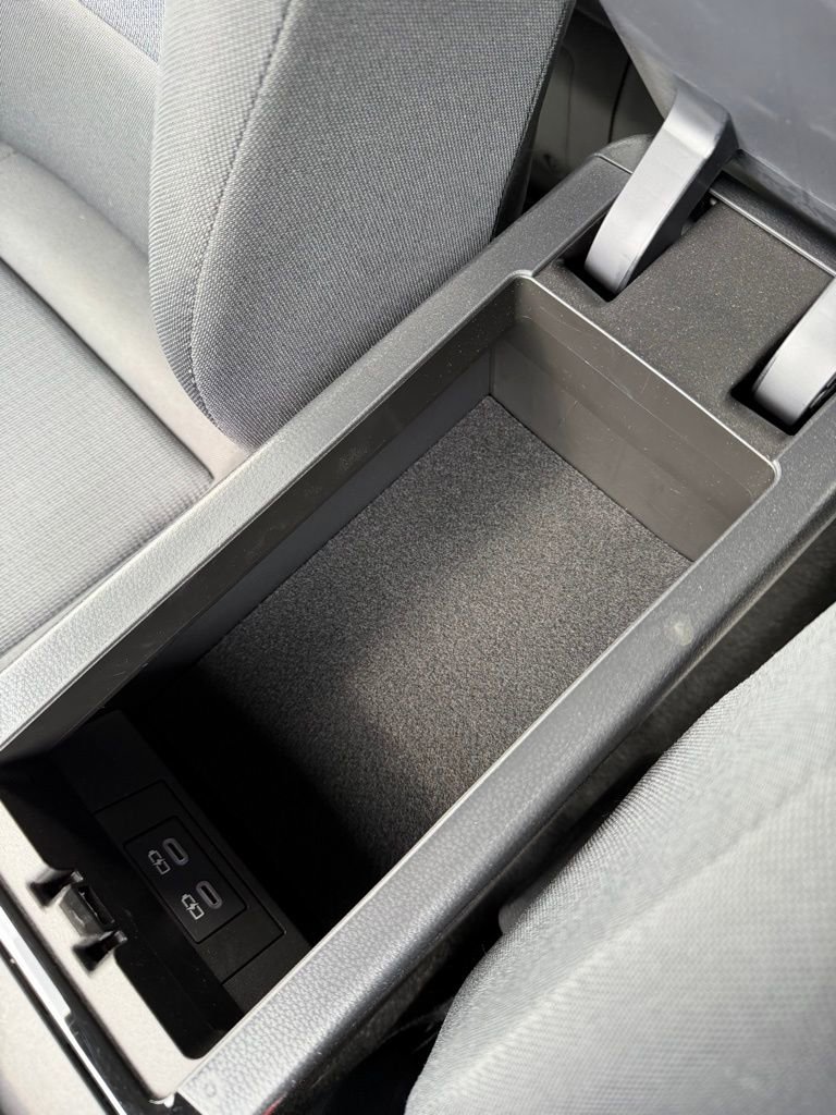 Used 2024 Toyota Prius LE image 25