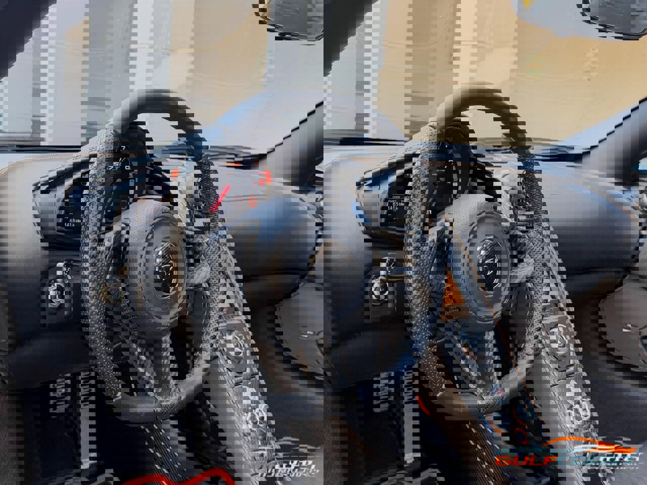 Used 2016 McLaren 675LT image 15