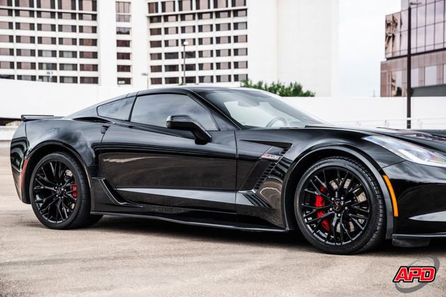 Used 2015 Chevrolet Corvette Z06 w/ 2LZ Preferred Equipment Group RWD image 66