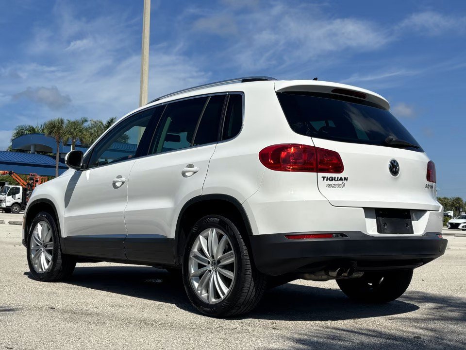 Used 2014 Volkswagen Tiguan SE FWD image 6