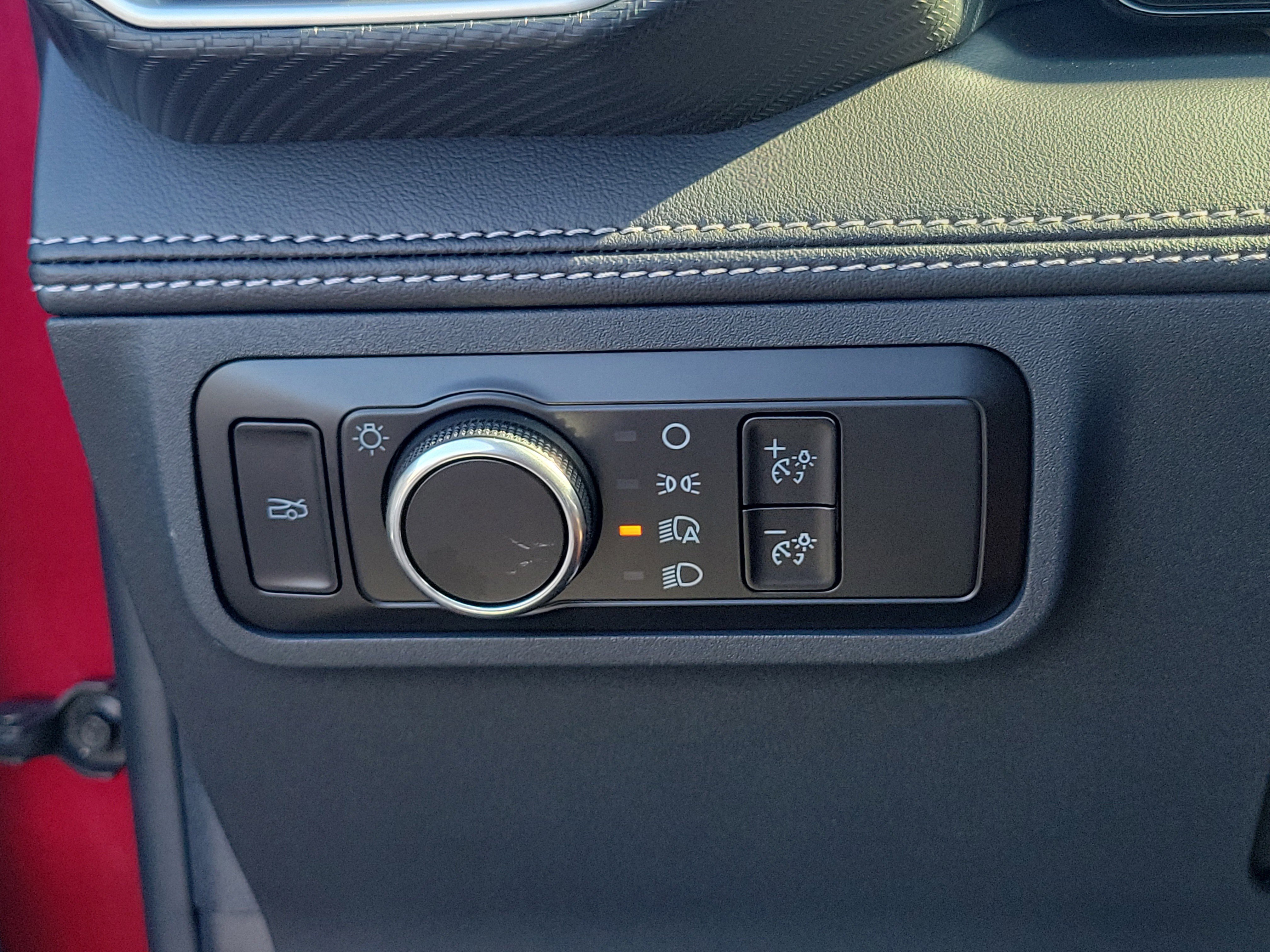 Used 2025 Ford Mustang Premium RWD image 15