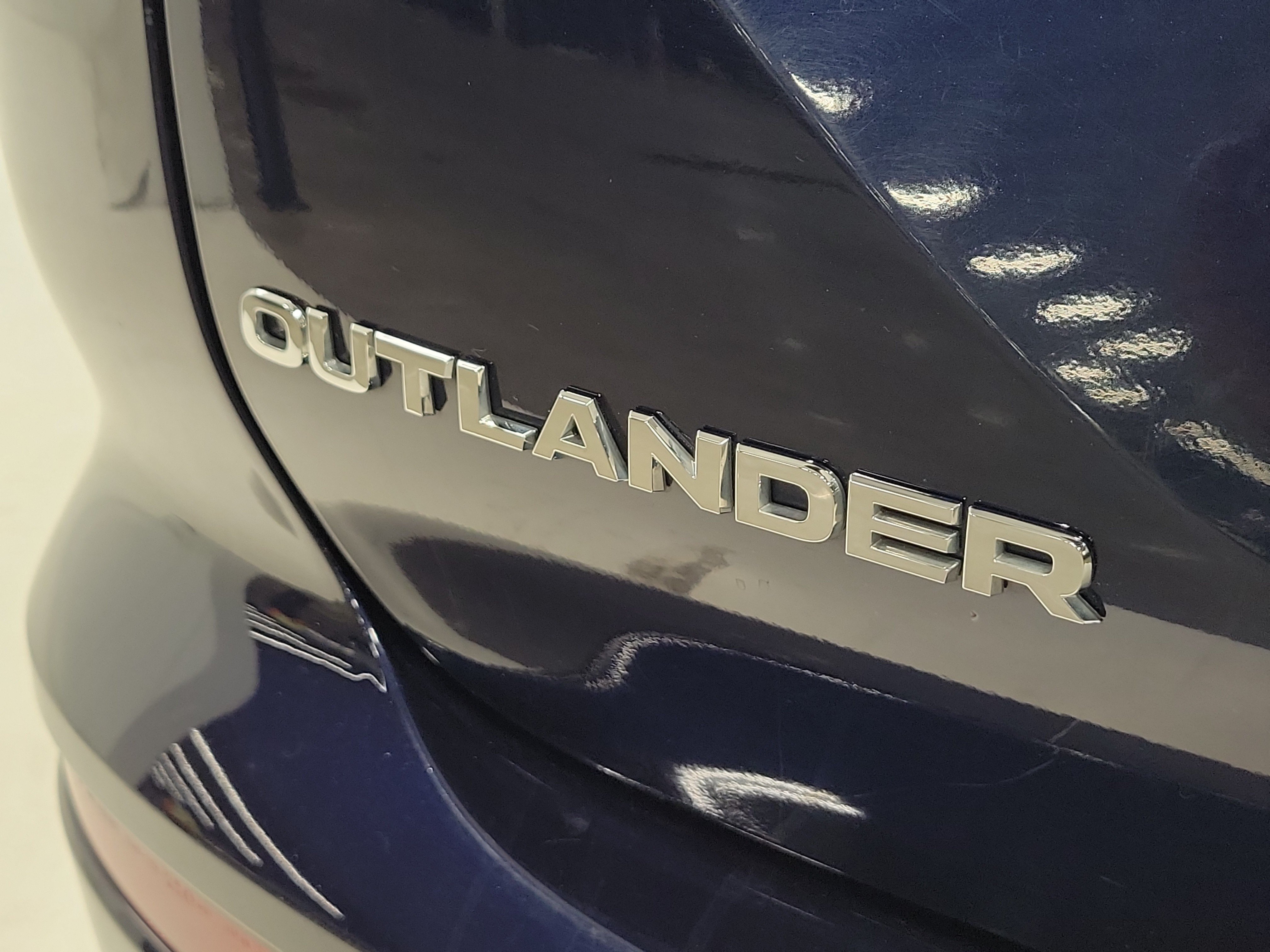 Used 2024 Mitsubishi Outlander SE FWD image 8