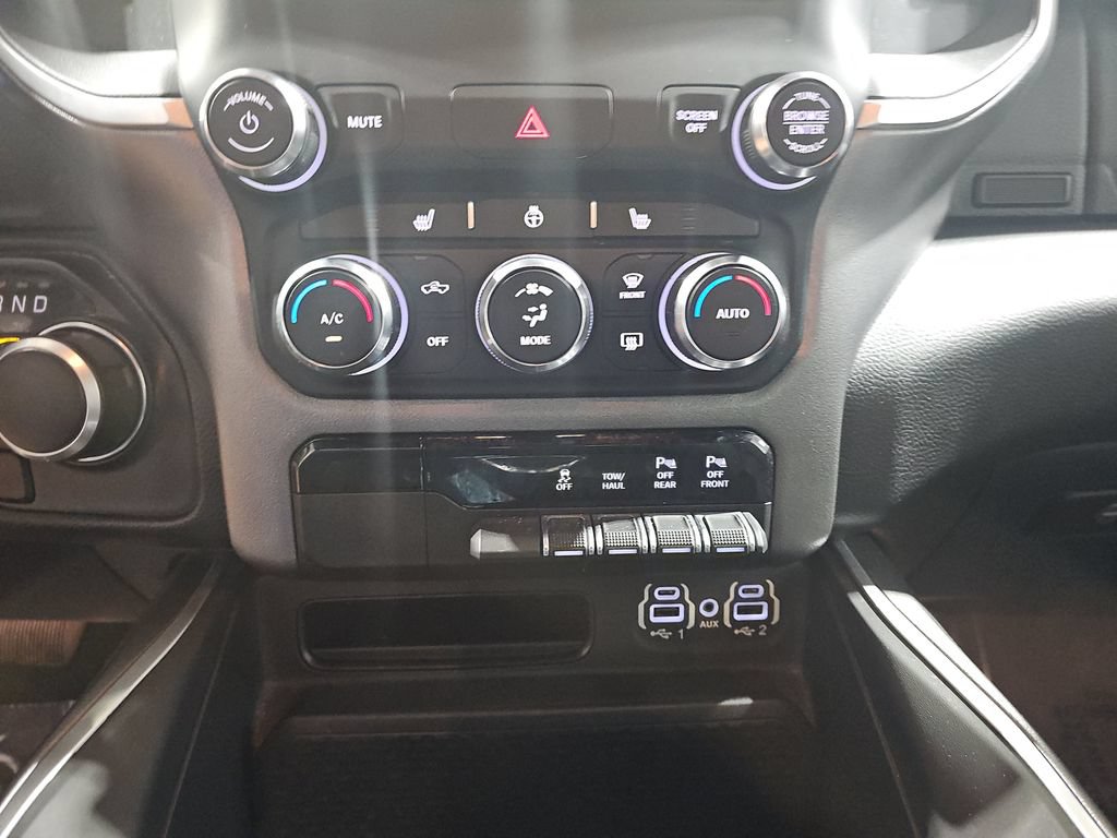 Used 2020 RAM 1500 Big Horn AWD/4WD image 25