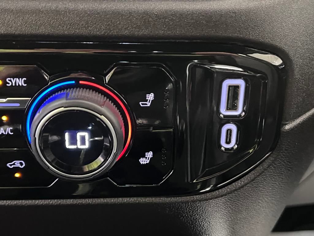 Used 2025 Chevrolet Silverado 1500 RST image 30