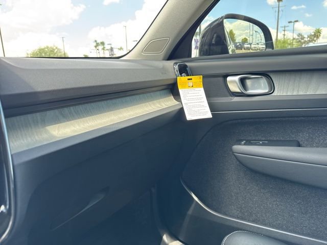 New 2025 Volvo XC40 B5 Plus w/ Protection Package Premier image 27