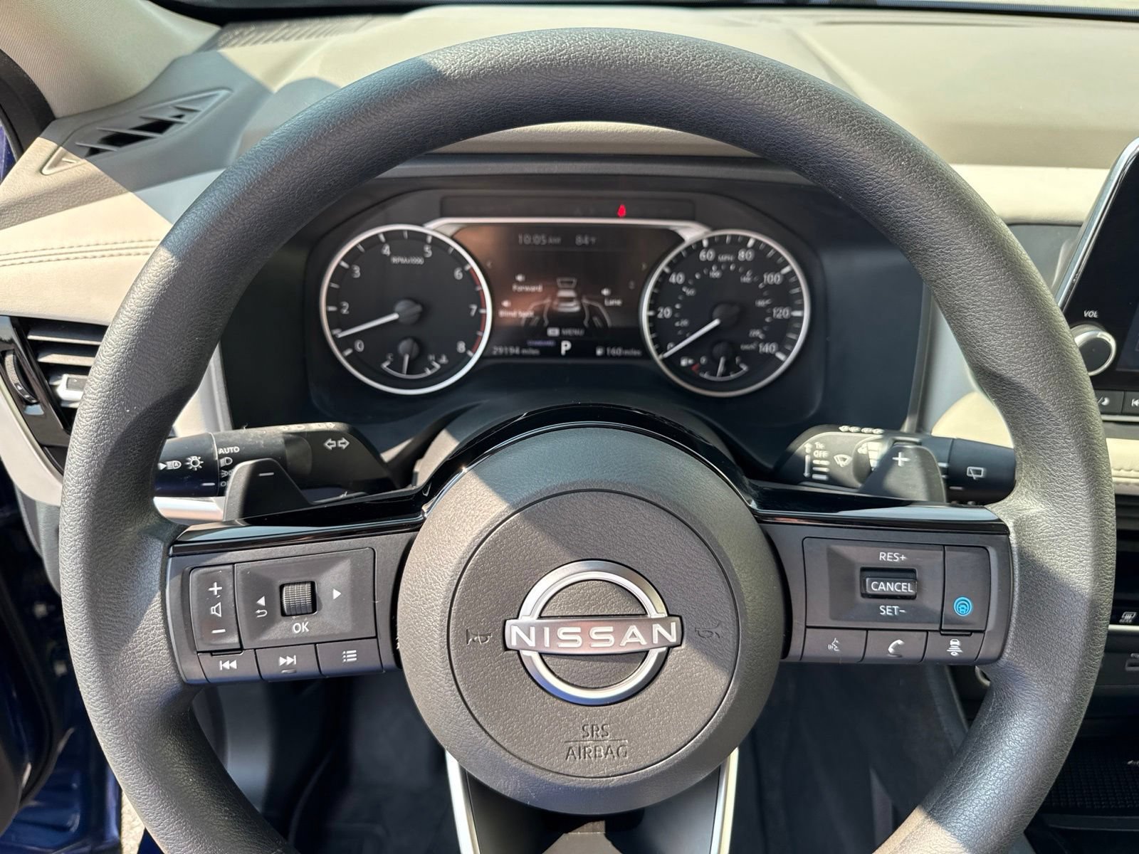 Used 2023 Nissan Rogue SV FWD image 31