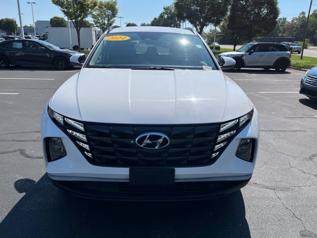 Used 2024 Hyundai Tucson SEL FWD image 2