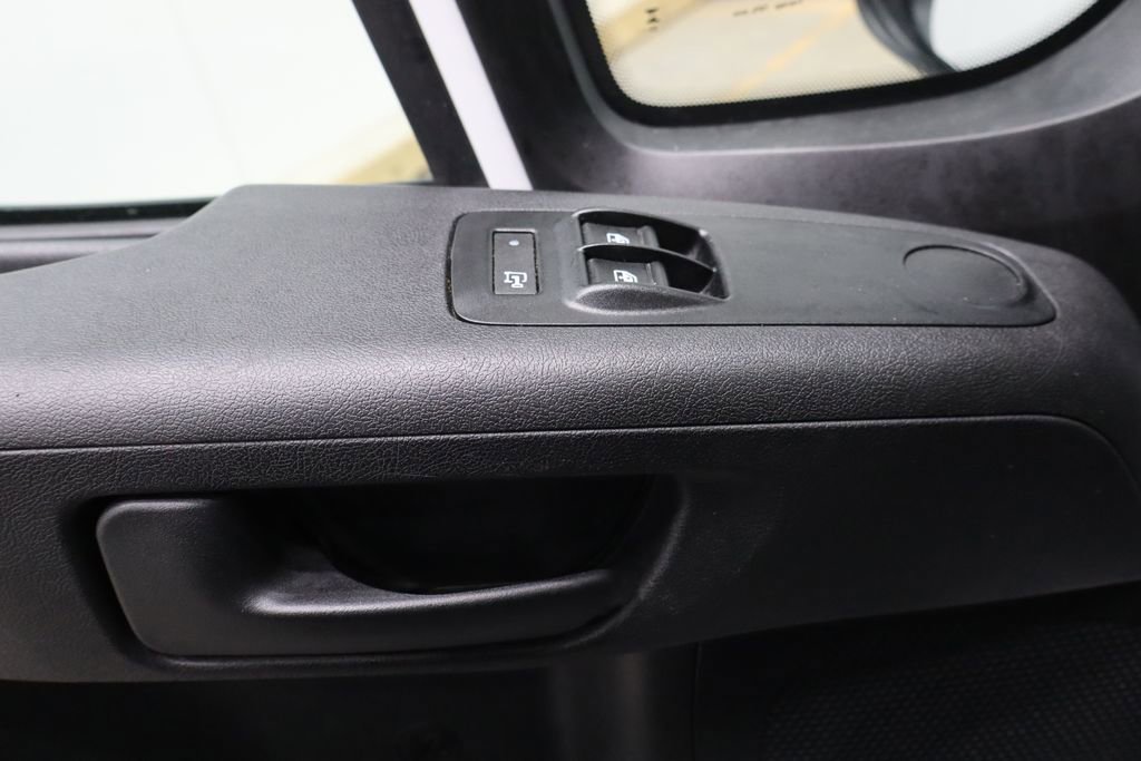 Used 2023 RAM ProMaster 2500 image 17