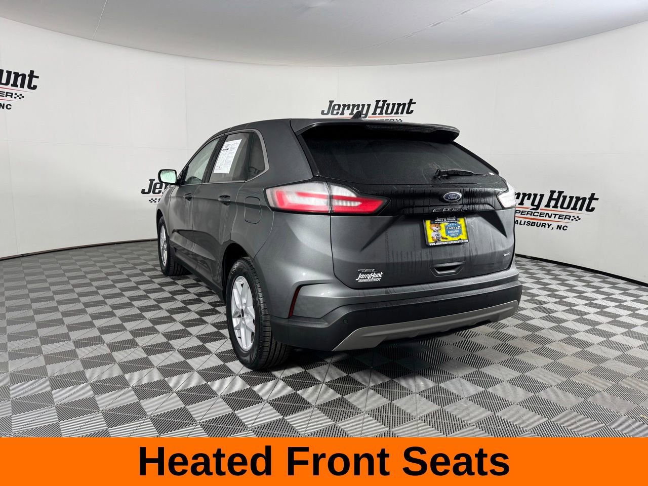 Used 2024 Ford Edge SEL image 9
