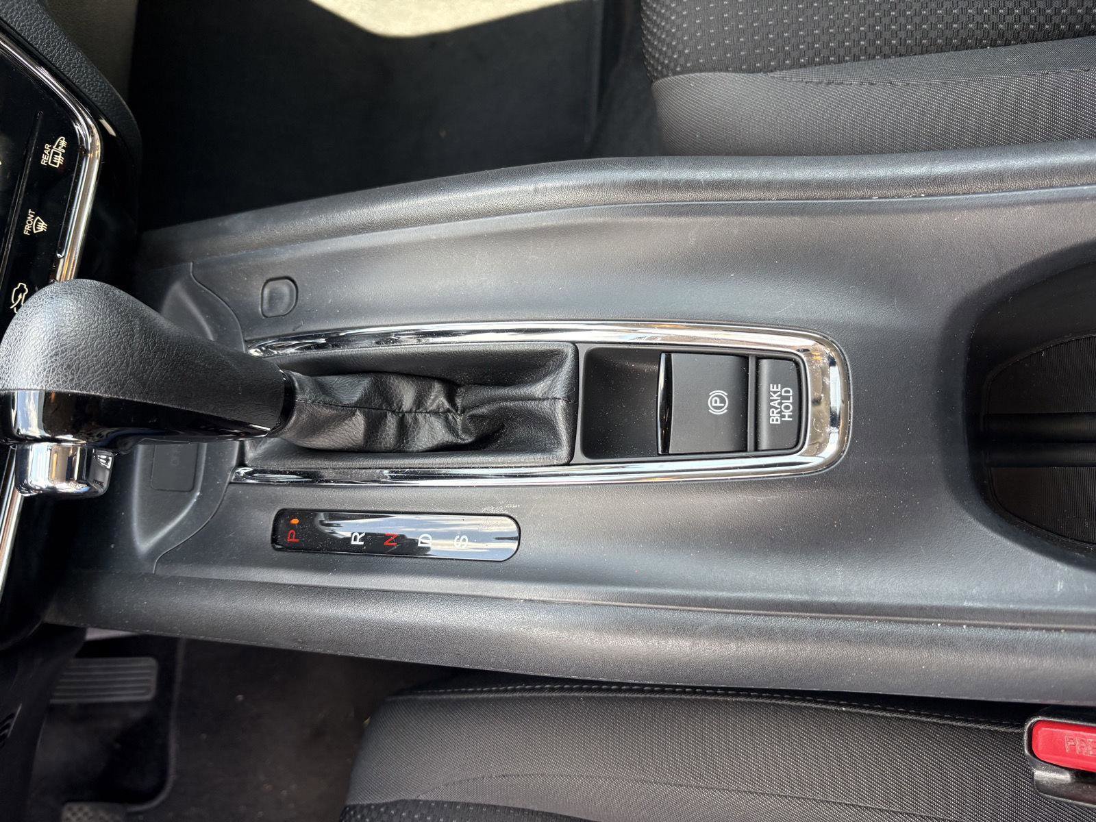 Used 2022 Honda HR-V EX image 16