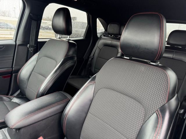 Used 2024 Ford Escape ST-Line image 11