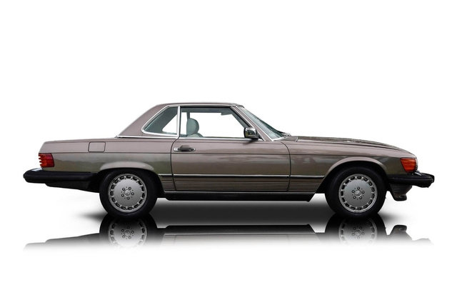 Used 1988 Mercedes-Benz 560 SL image 2