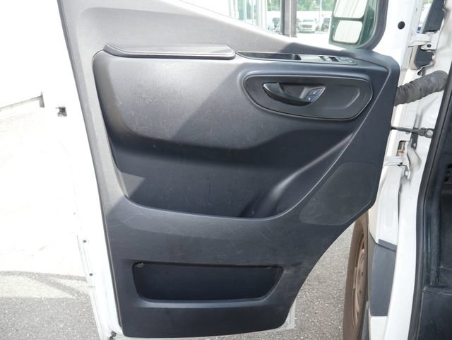Used 2021 Mercedes-Benz Sprinter 2500 image 9