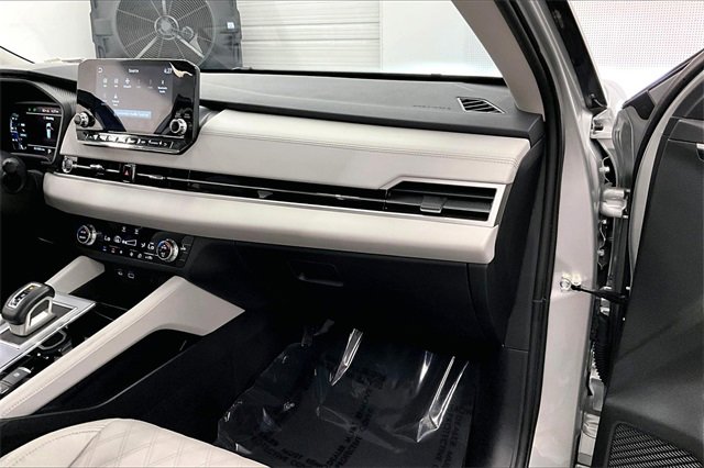 Used 2024 Mitsubishi Outlander SEL image 15