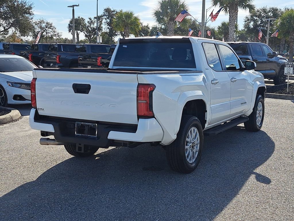 Certified 2024 Toyota Tacoma SR5 image 3