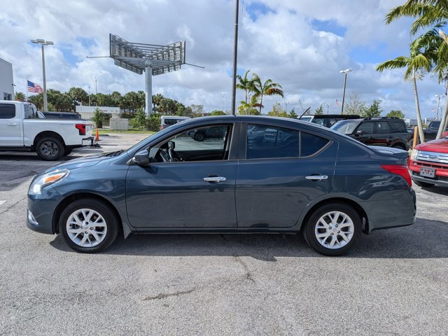Used 2017 Nissan Versa SV w/ SV Special Edition Package image 5
