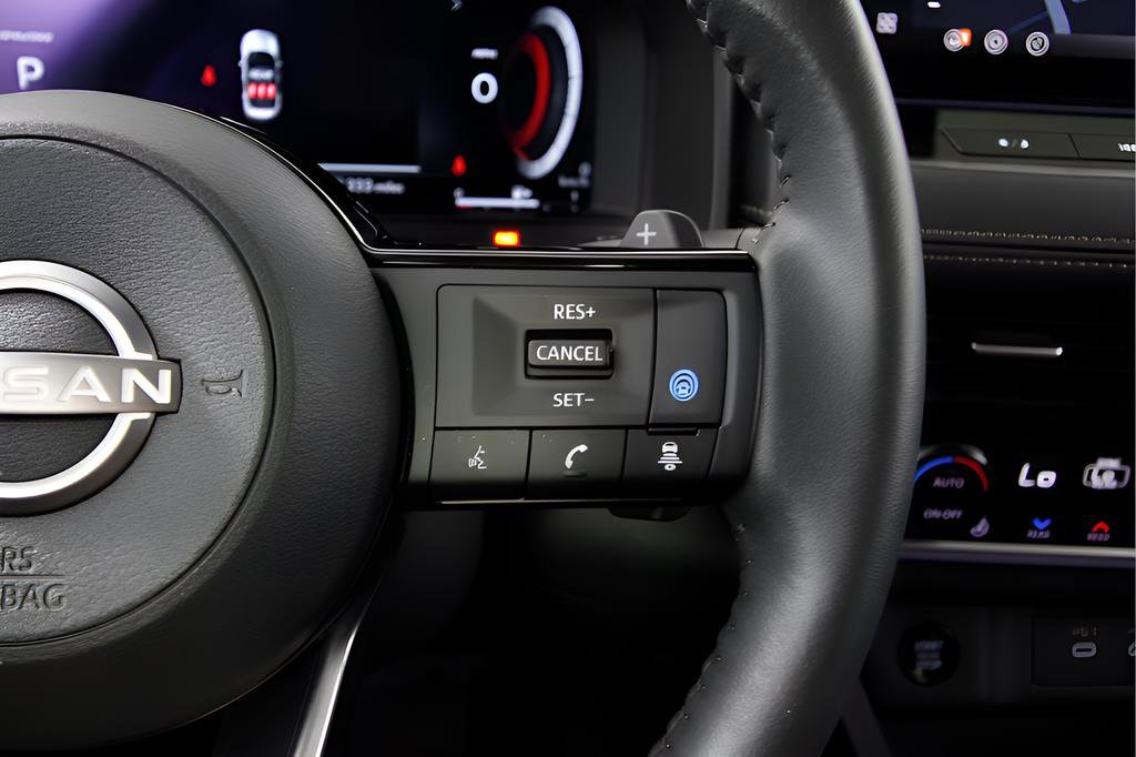 Used 2024 Nissan Rogue SL w/ SL Premium Package image 21