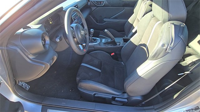 Used 2024 Toyota GR86 Premium image 14