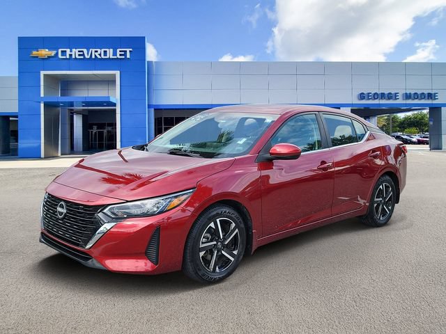 Used 2024 Nissan Sentra SV FWD image 2