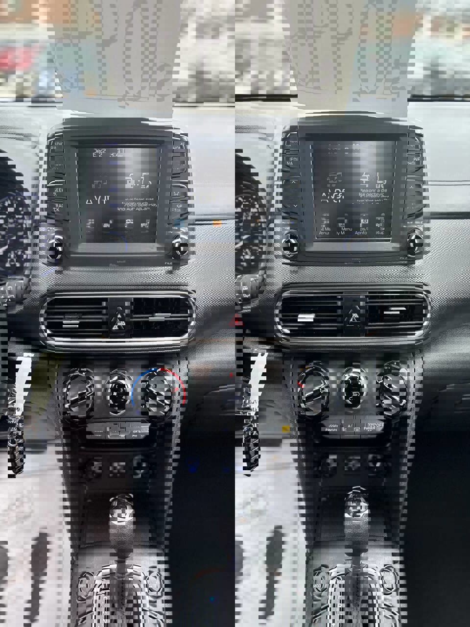 Used 2019 Hyundai Kona SE image 14