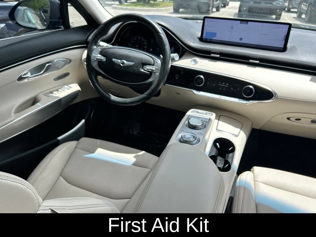 Used 2023 Genesis GV70 2.5T w/ Select Package AWD/4WD image 9