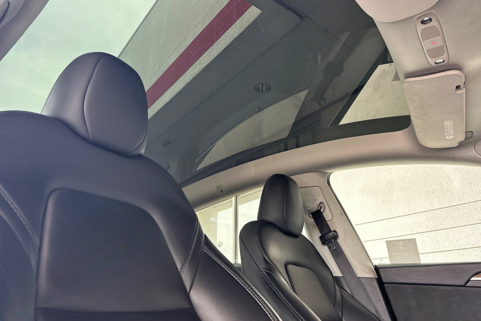 Used 2024 Tesla Model Y Long Range image 17