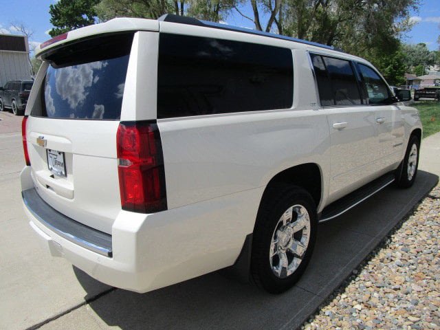 Used 2015 Chevrolet Suburban LTZ AWD/4WD image 7