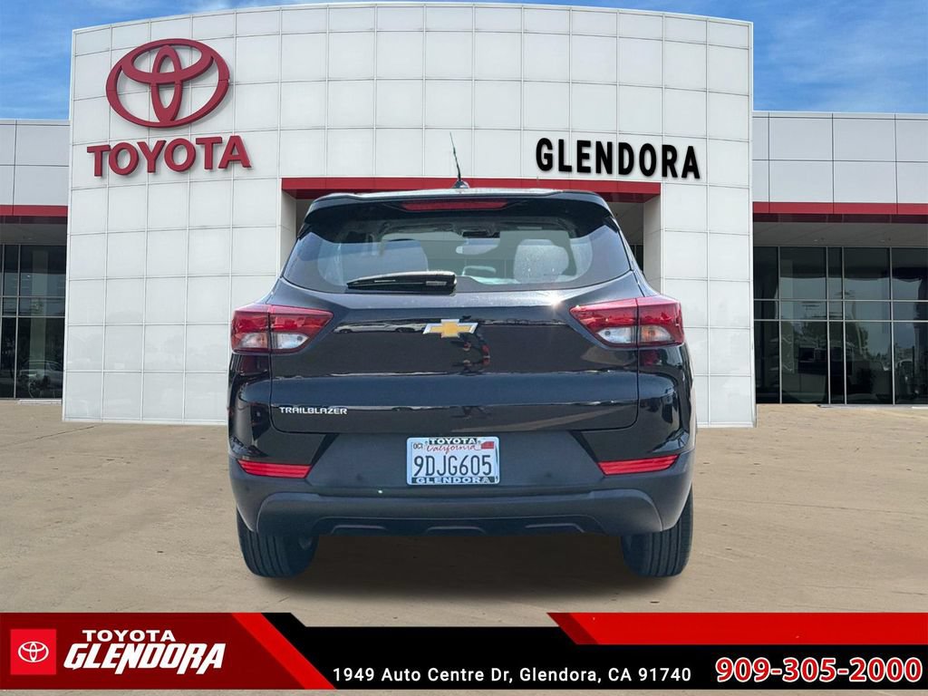 Used 2023 Chevrolet TrailBlazer LS FWD image 9