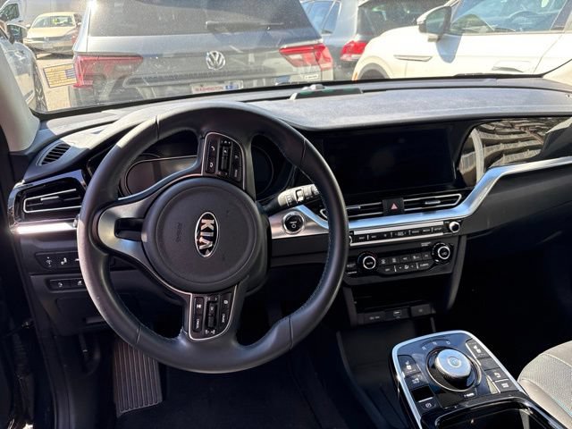 Used 2020 Kia Niro EX Premium FWD image 6