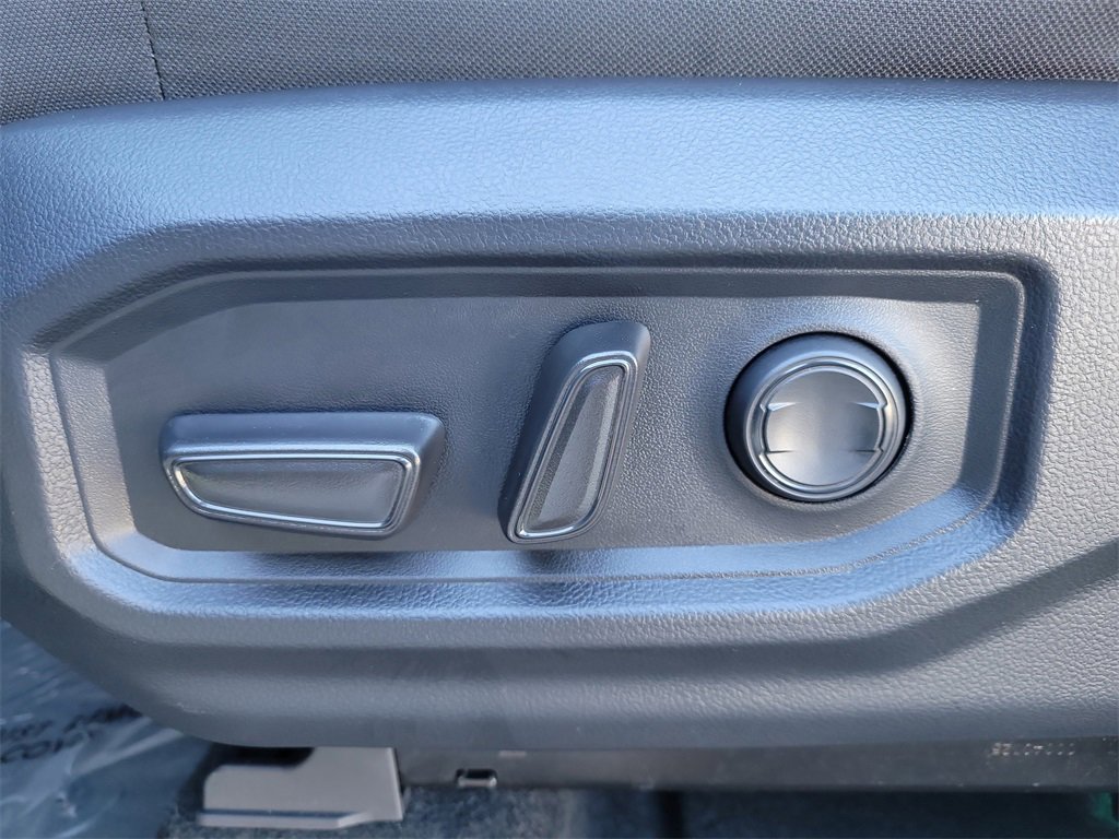 Used 2025 Toyota Tundra SR5 image 19