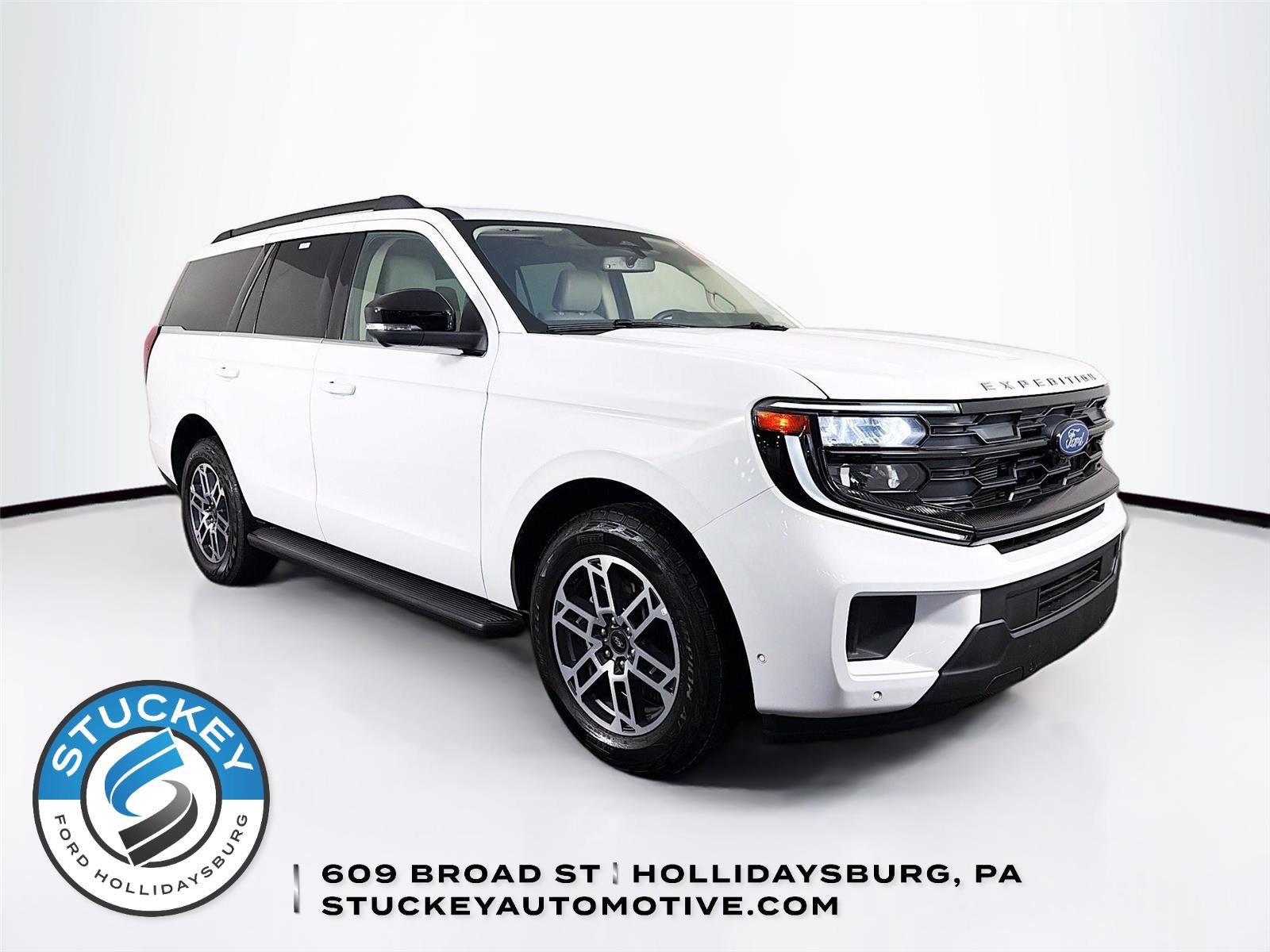 Used 2025 Ford Expedition Active AWD/4WD video 1