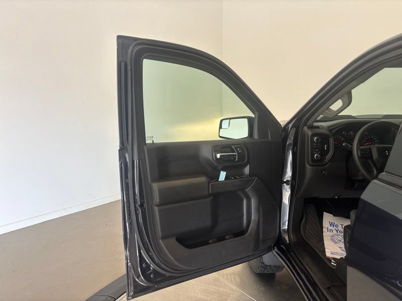 Used 2024 Chevrolet Silverado 1500 Custom Trail Boss AWD/4WD image 19