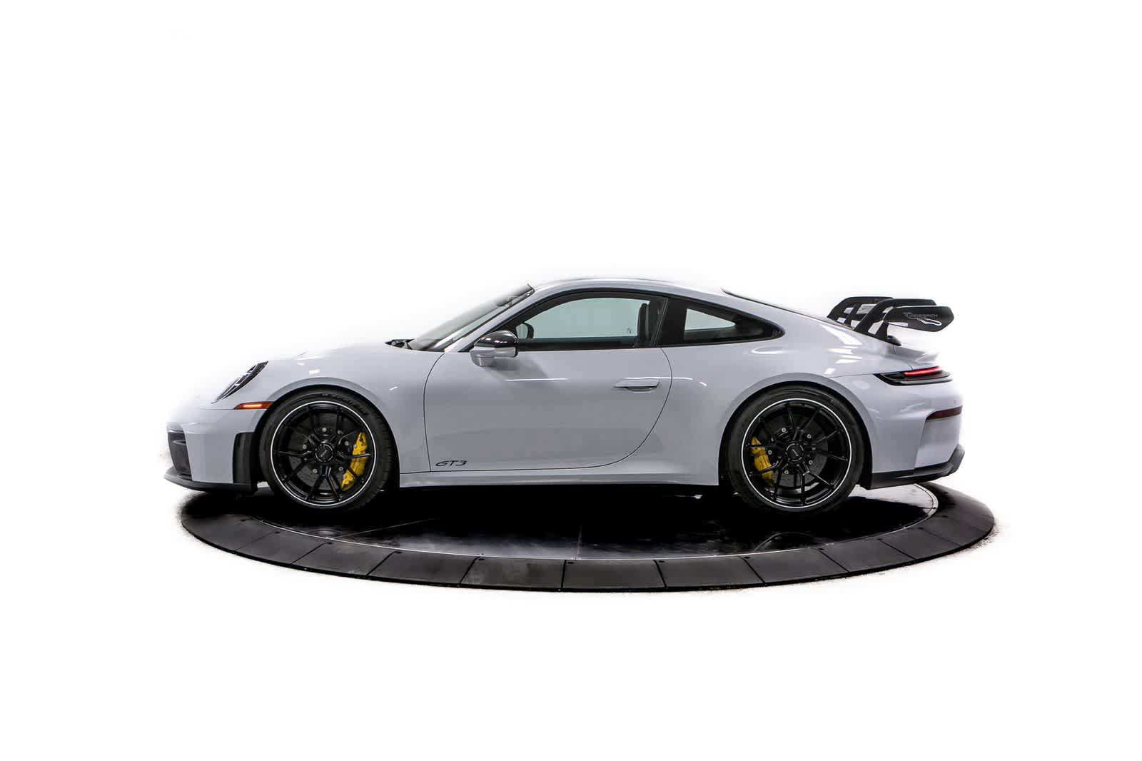 Used 2026 Porsche 911 GT3 RWD image 2