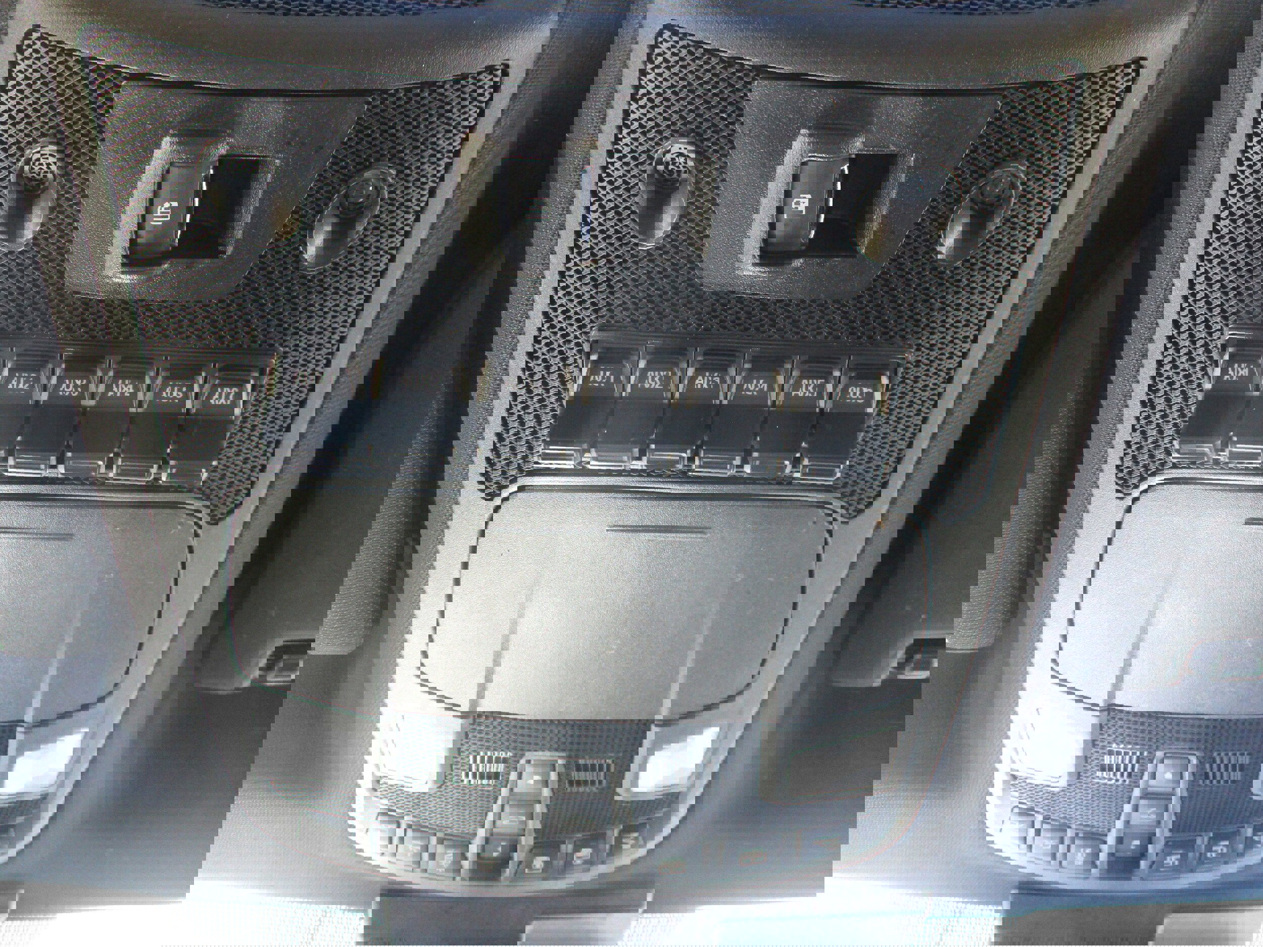 Used 2020 Ford F250 Platinum w/ FX4 Off-Road Package AWD/4WD image 41