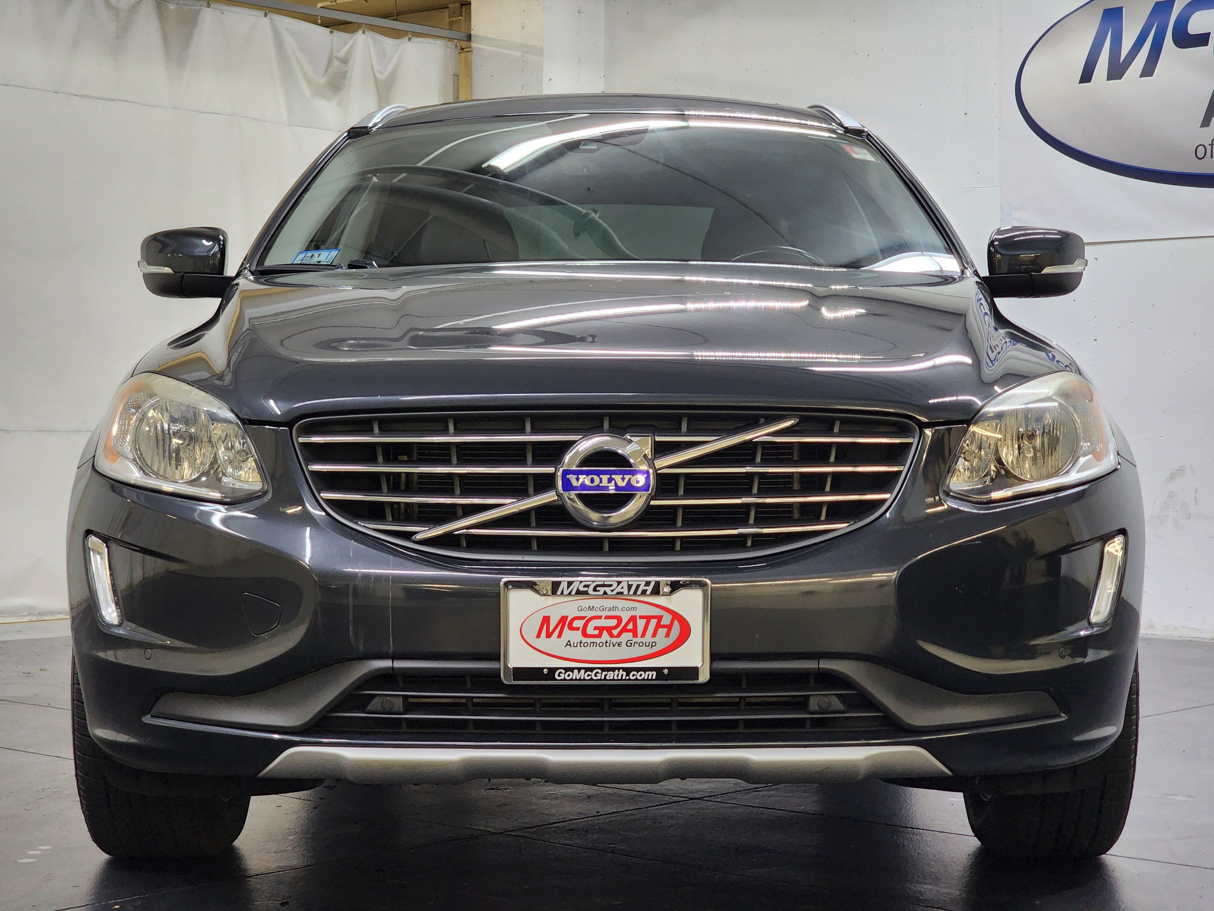 Used 2016 Volvo XC60 T6 w/ Climate Package AWD/4WD image 13