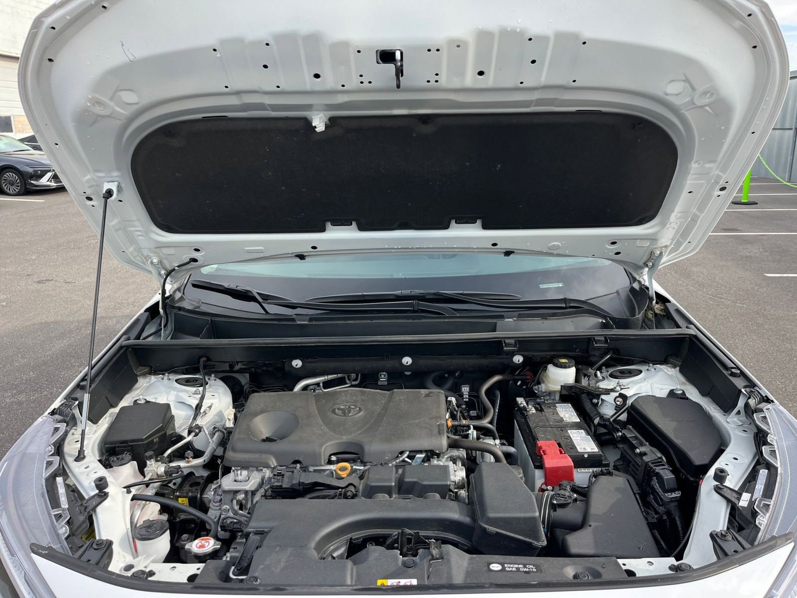 Used 2025 Toyota RAV4 XLE image 32