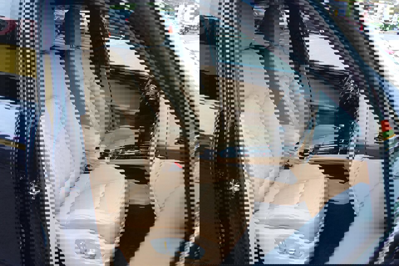 Used 2022 Porsche Macan image 14