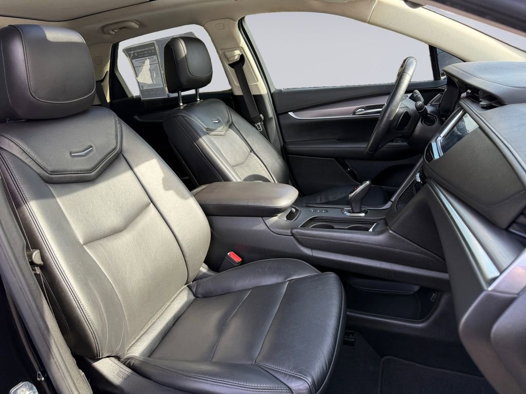 Used 2018 Cadillac XT5 Premium Luxury image 19
