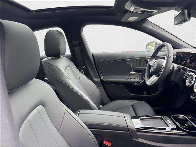 New 2025 Mercedes-Benz CLA 250 4MATIC image 22