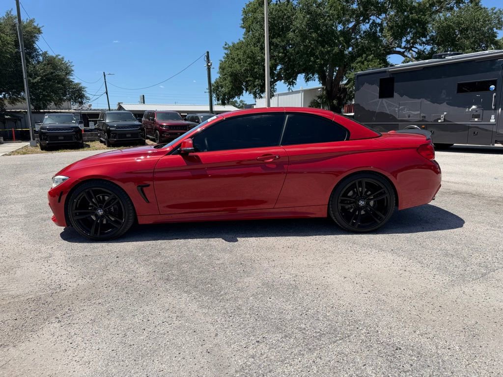 Used 2017 BMW 430i Convertible image 3