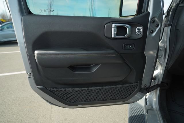 Used 2021 Jeep Wrangler Unlimited Sahara image 14