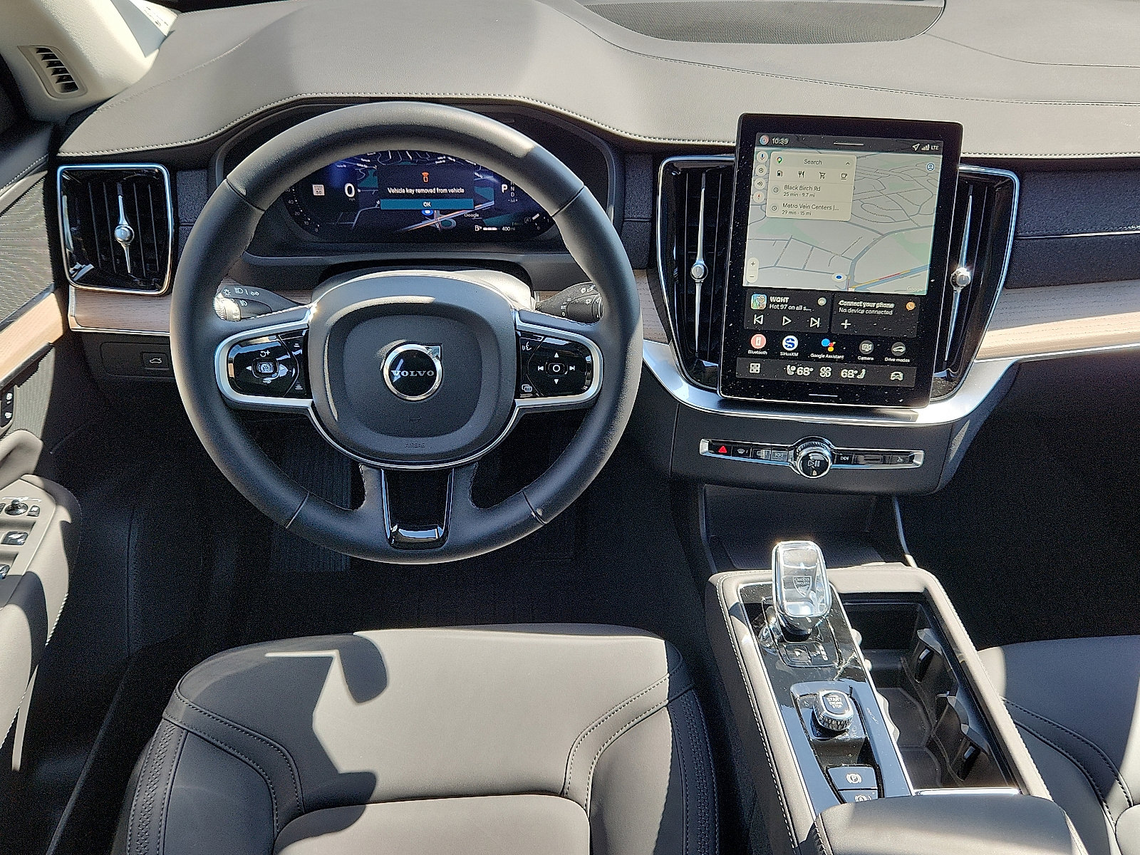 Used 2026 Volvo XC90 B5 Core w/ Protection Package image 11